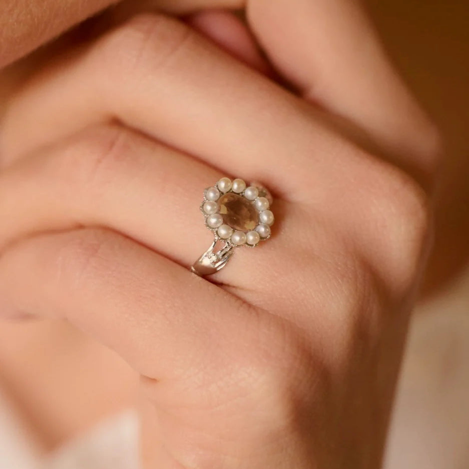 Hanying PLEASE READ THE LETTER II Bouquet Ring
