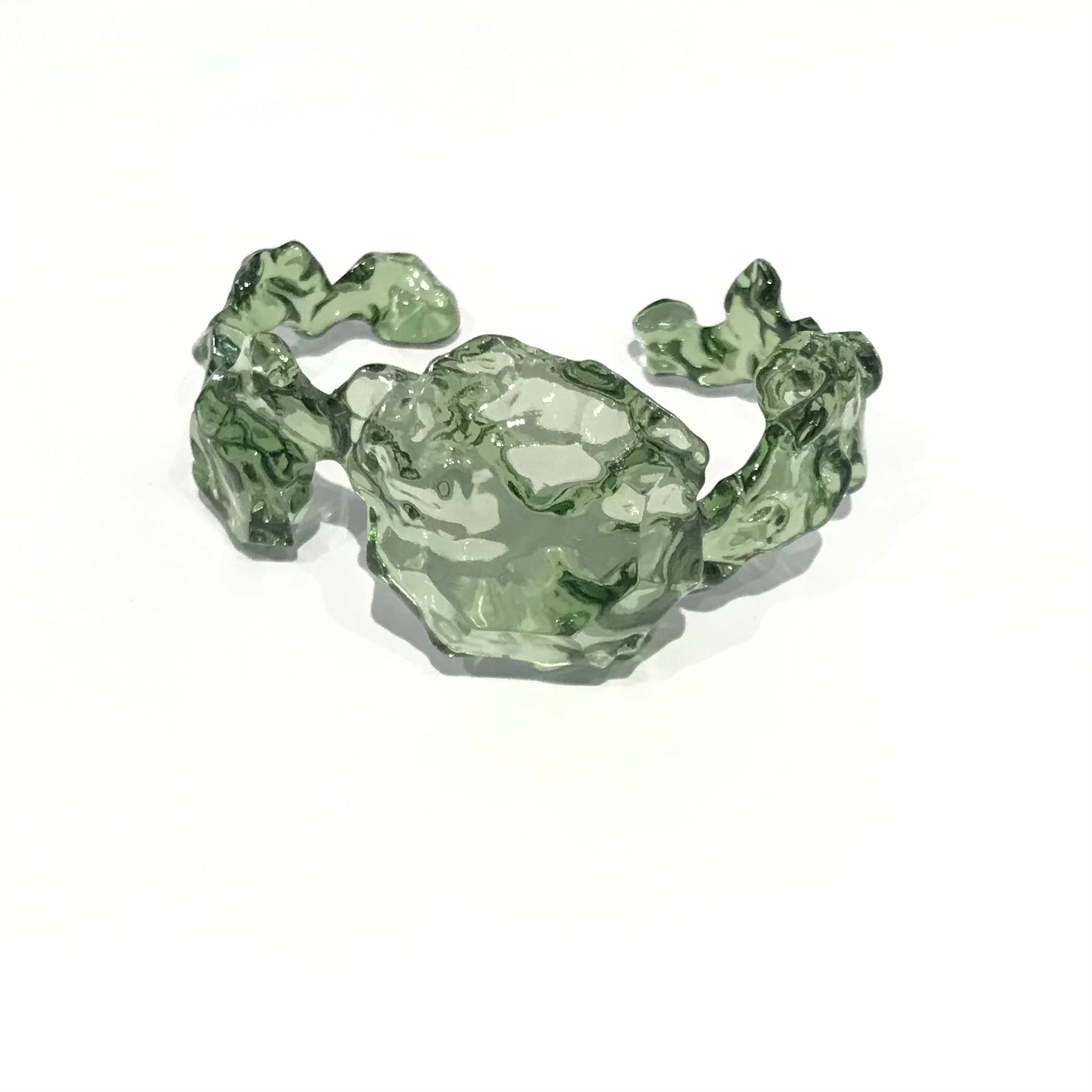 Sphinxy Diamond Fossil Resin Bangle