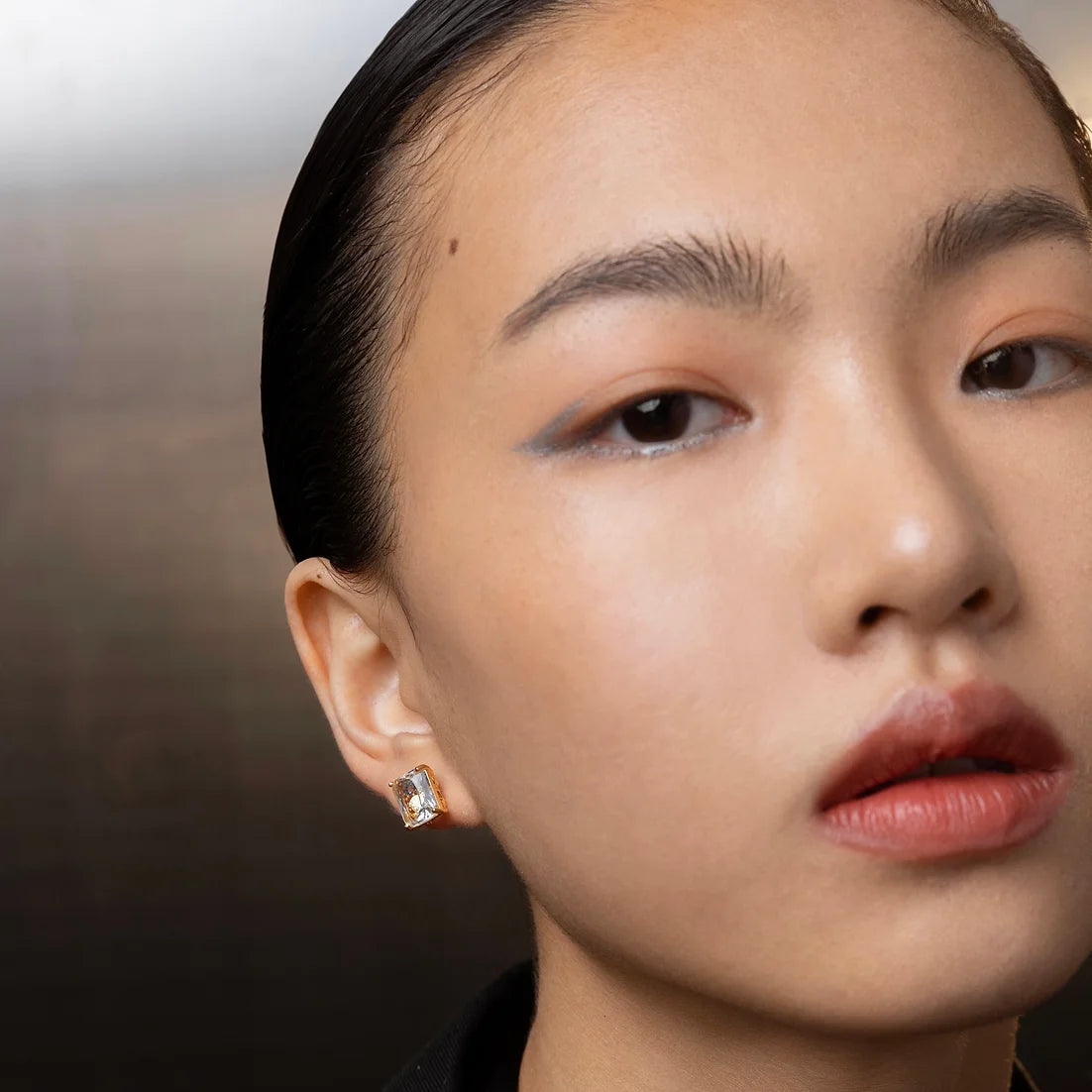 Yuesphere Mini Dispersion  Ear Stud