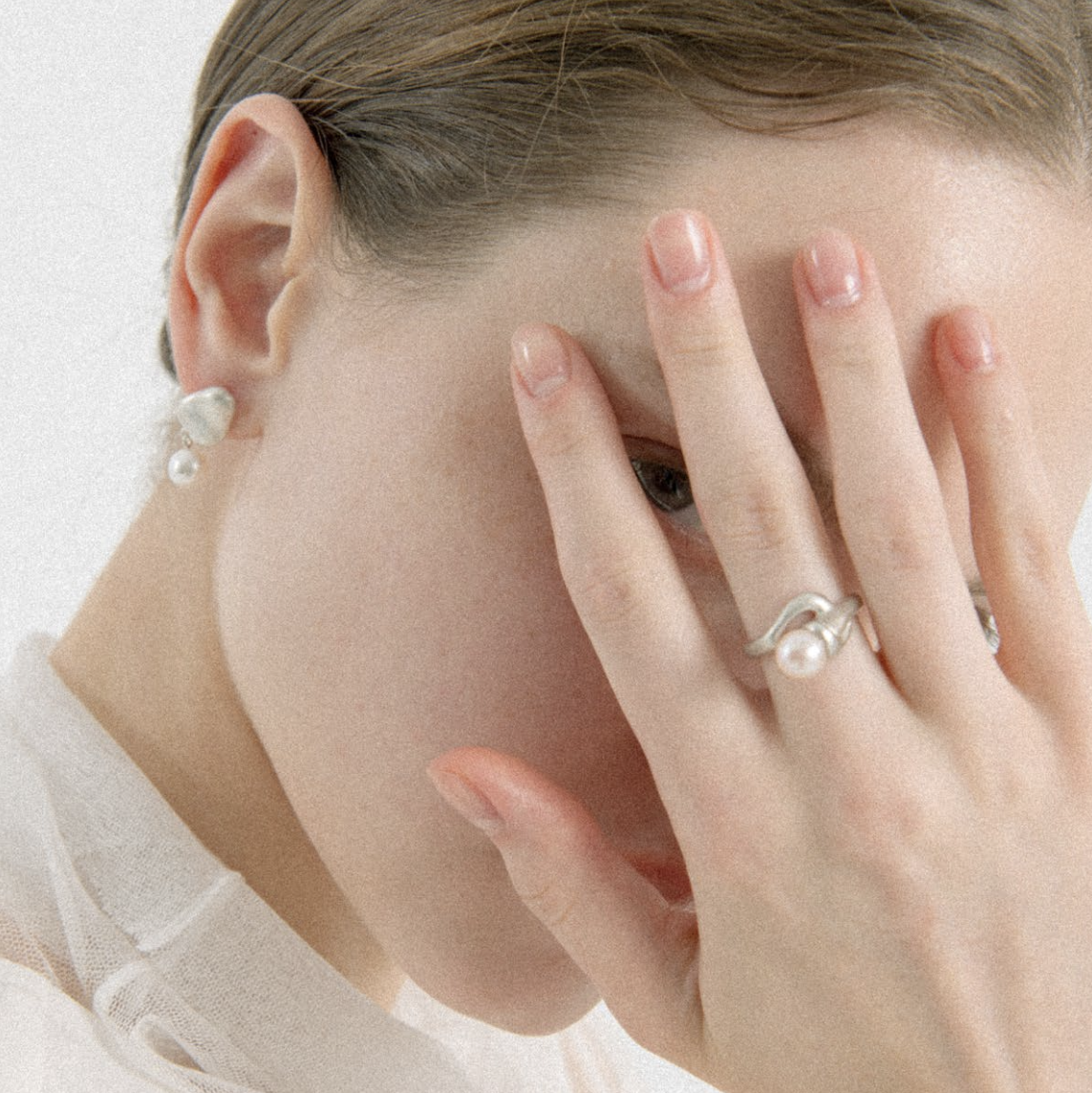 Loom Freshwater Pearl Sculpture Ring