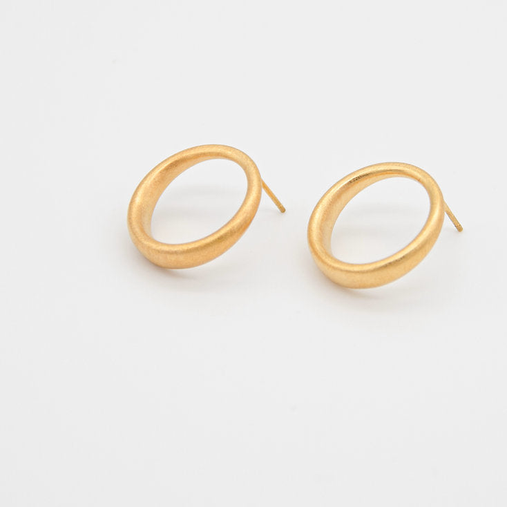 Sheng Zhang Curved Curves Framed Circle Earrings