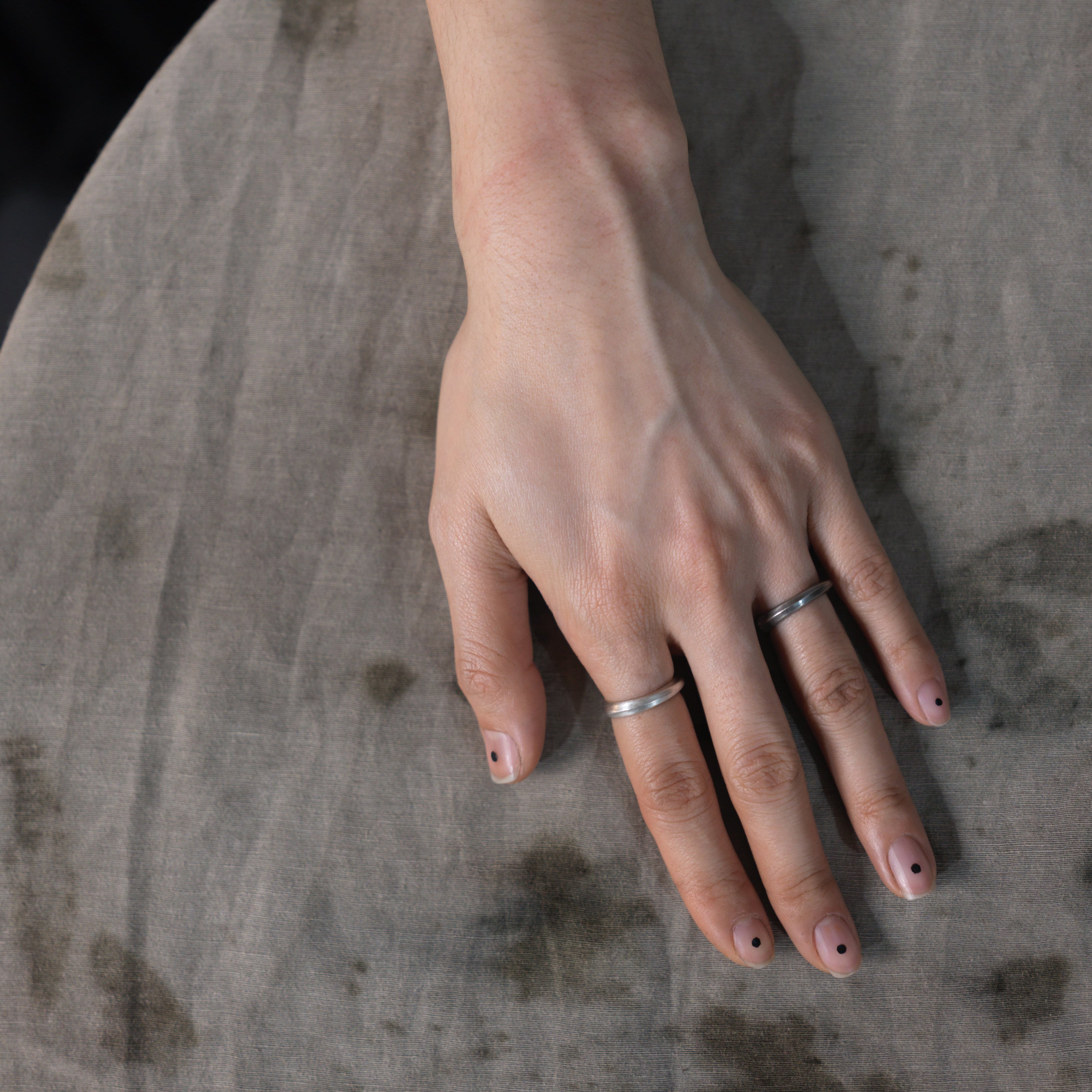 Whetstone Scoop Pause Ring