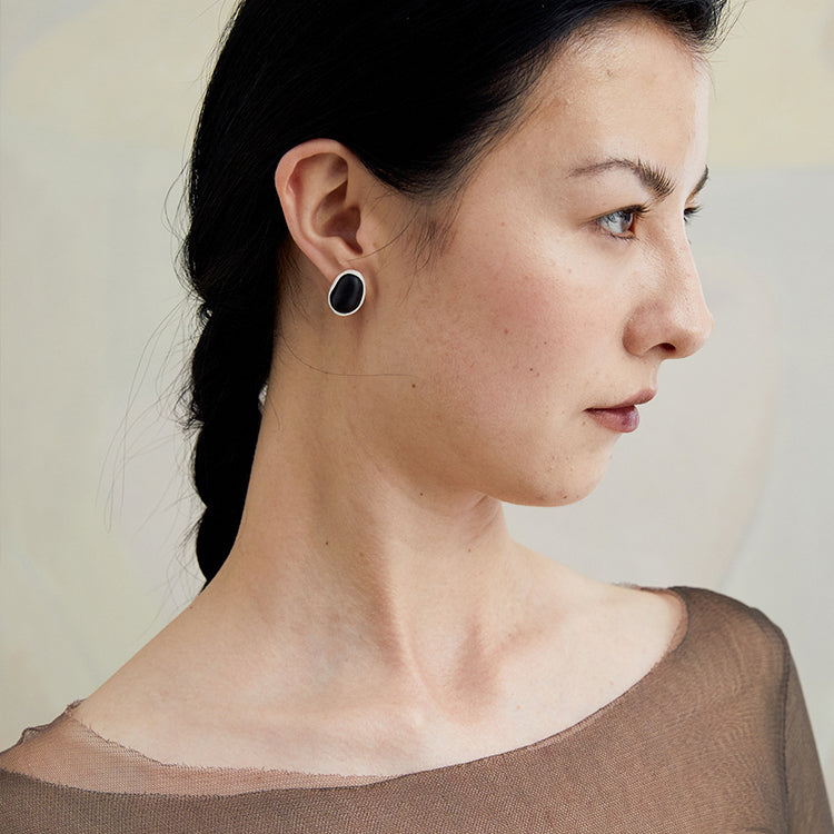 QIQI Contour Small Ebony Wood Earrings