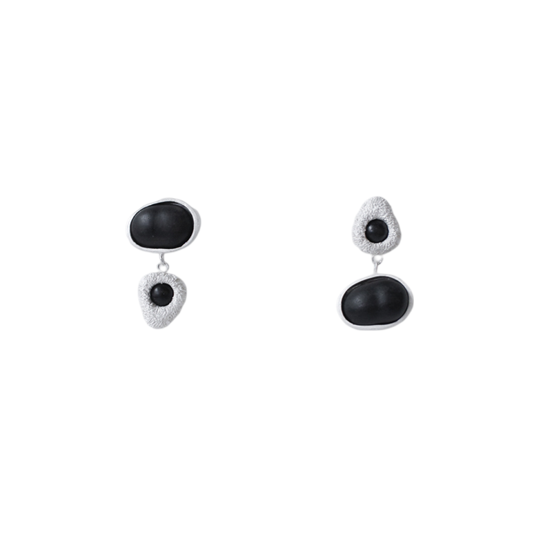 QIQI Pip Mismatch Earrings in Ebony Wood