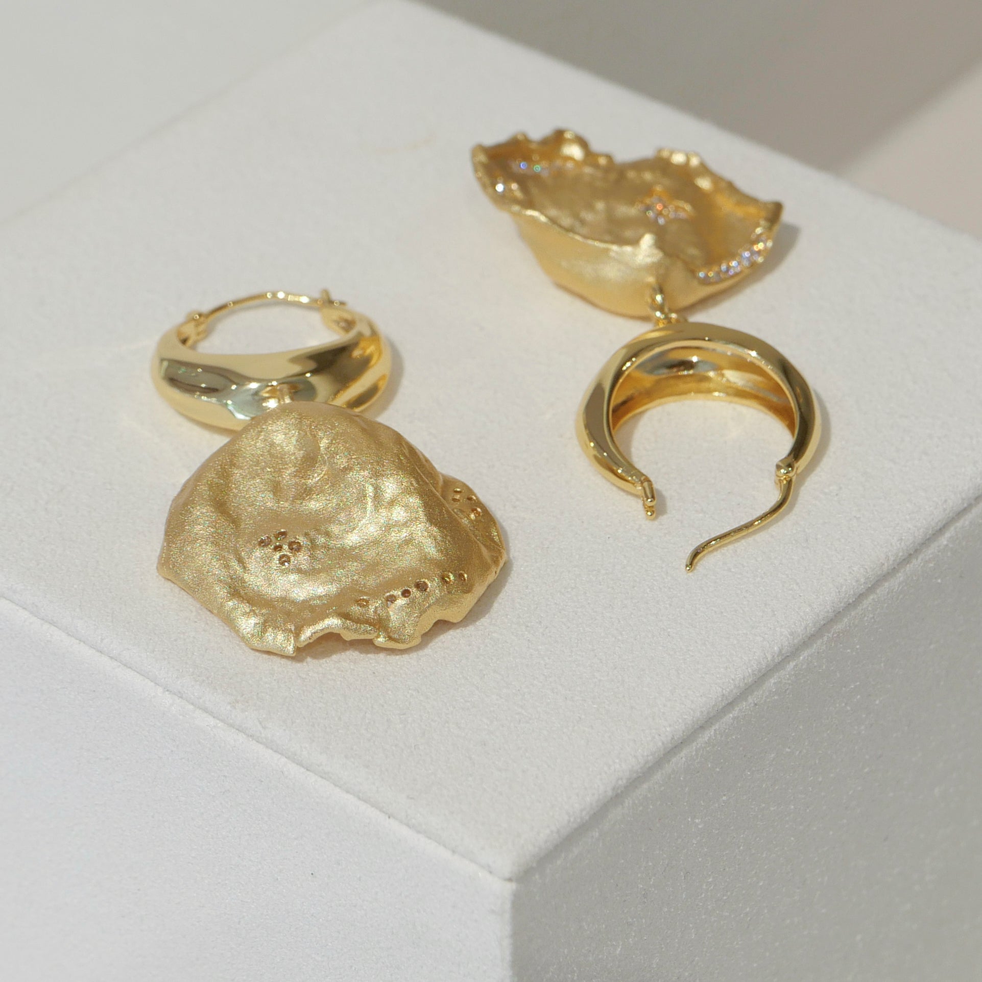 Missfitte Dusty Petal Earrings.