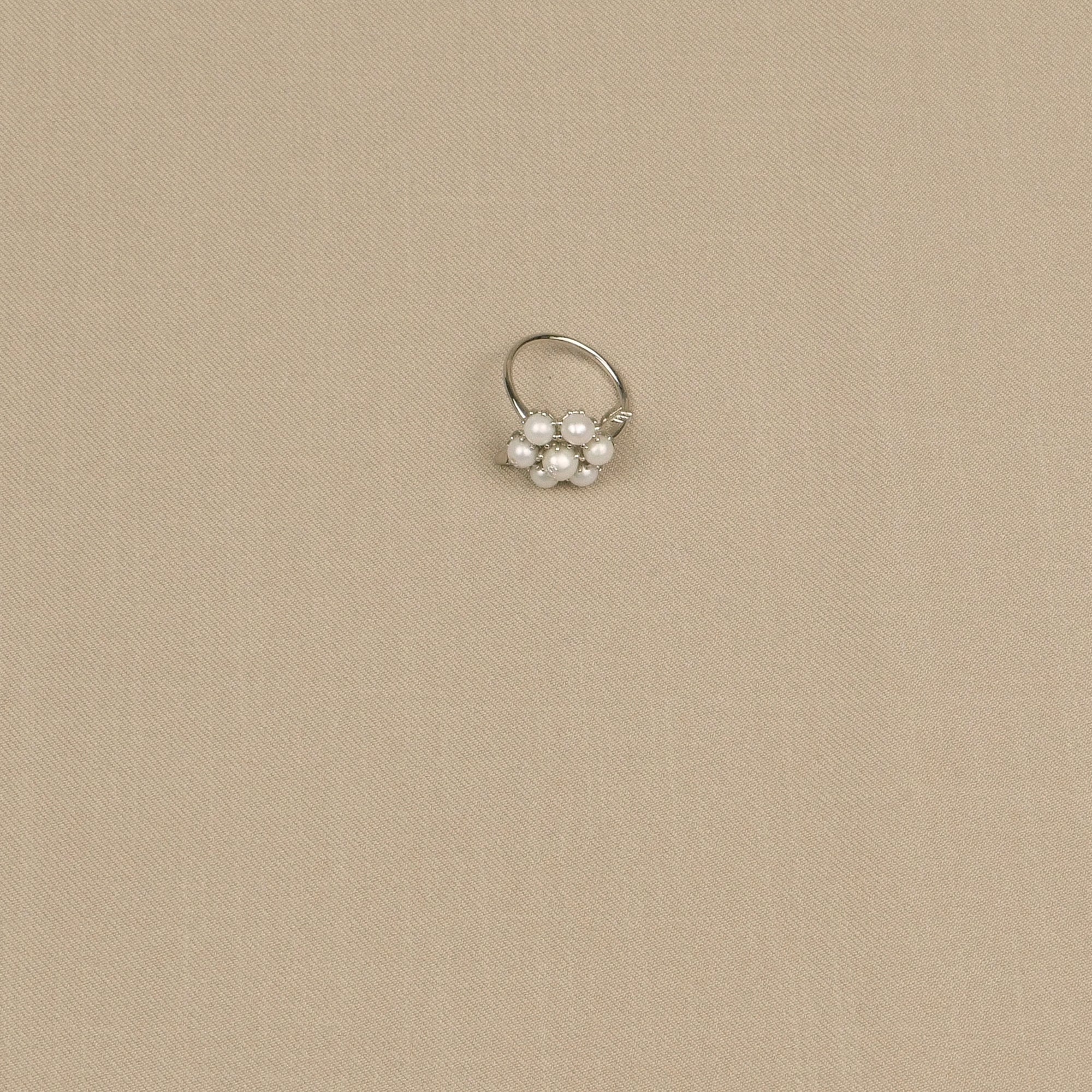 Hanyin Pearl Floral Sword Ring (Silver)