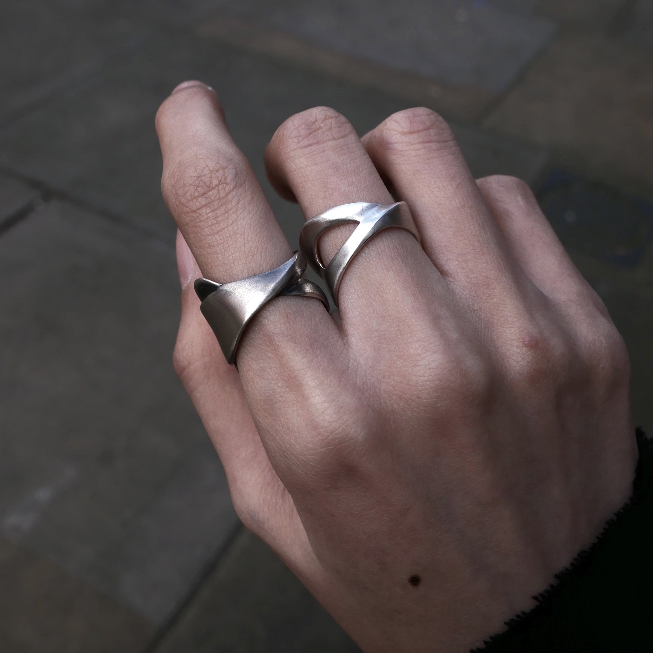 Whetstone Scoop Knot Ring