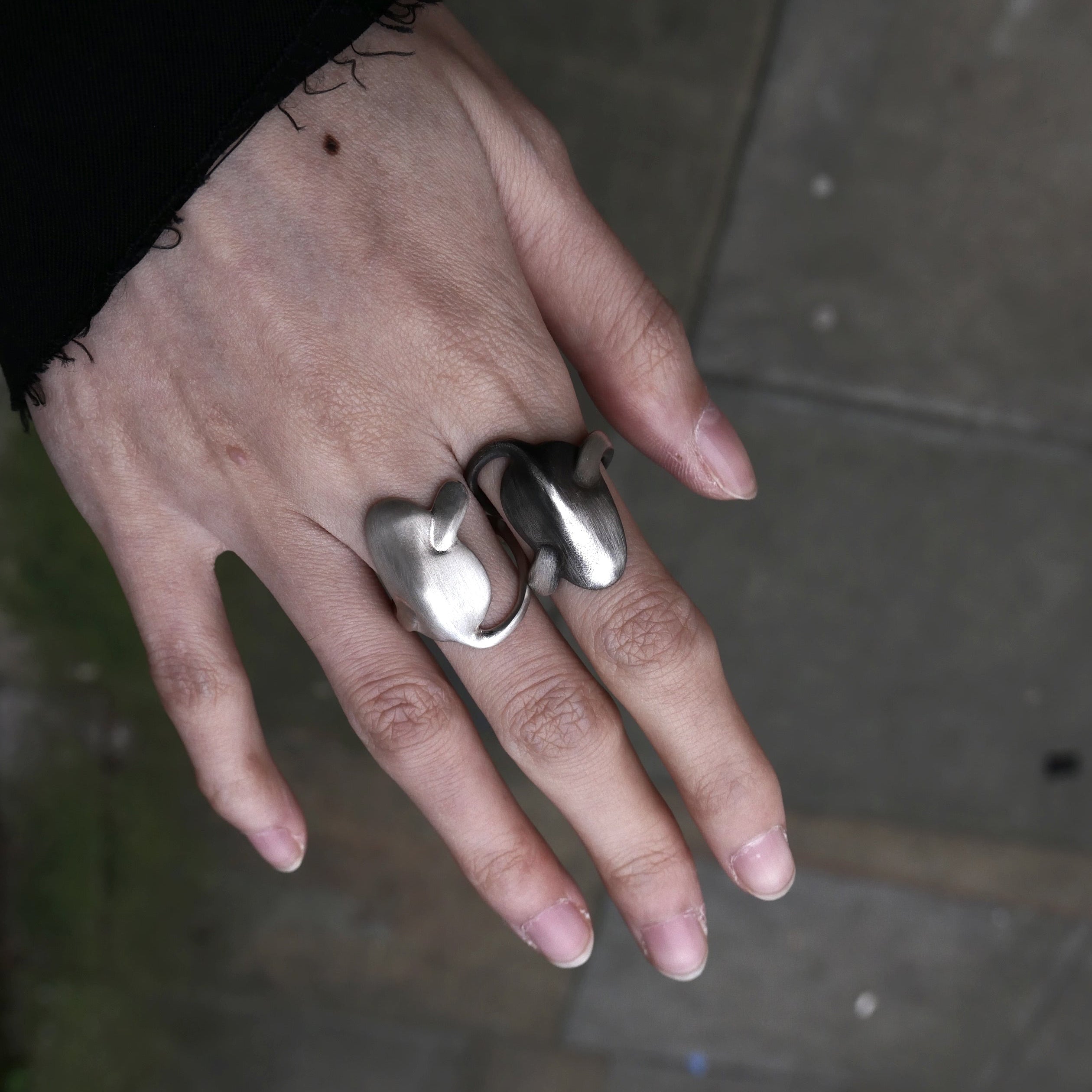 Whetstone Scoop Pierce Ring