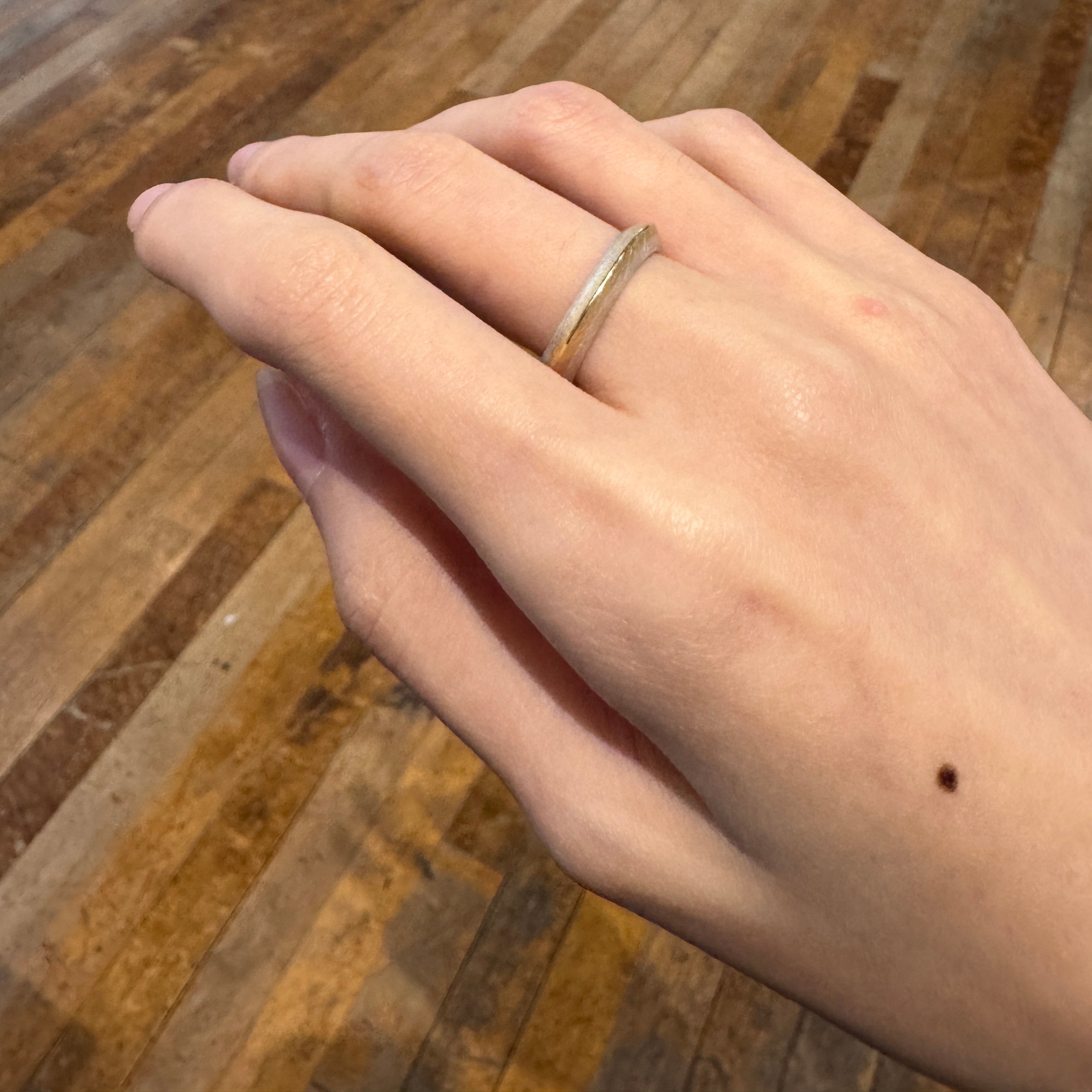 Sheng Zhang Silhouette Two-tone Ring