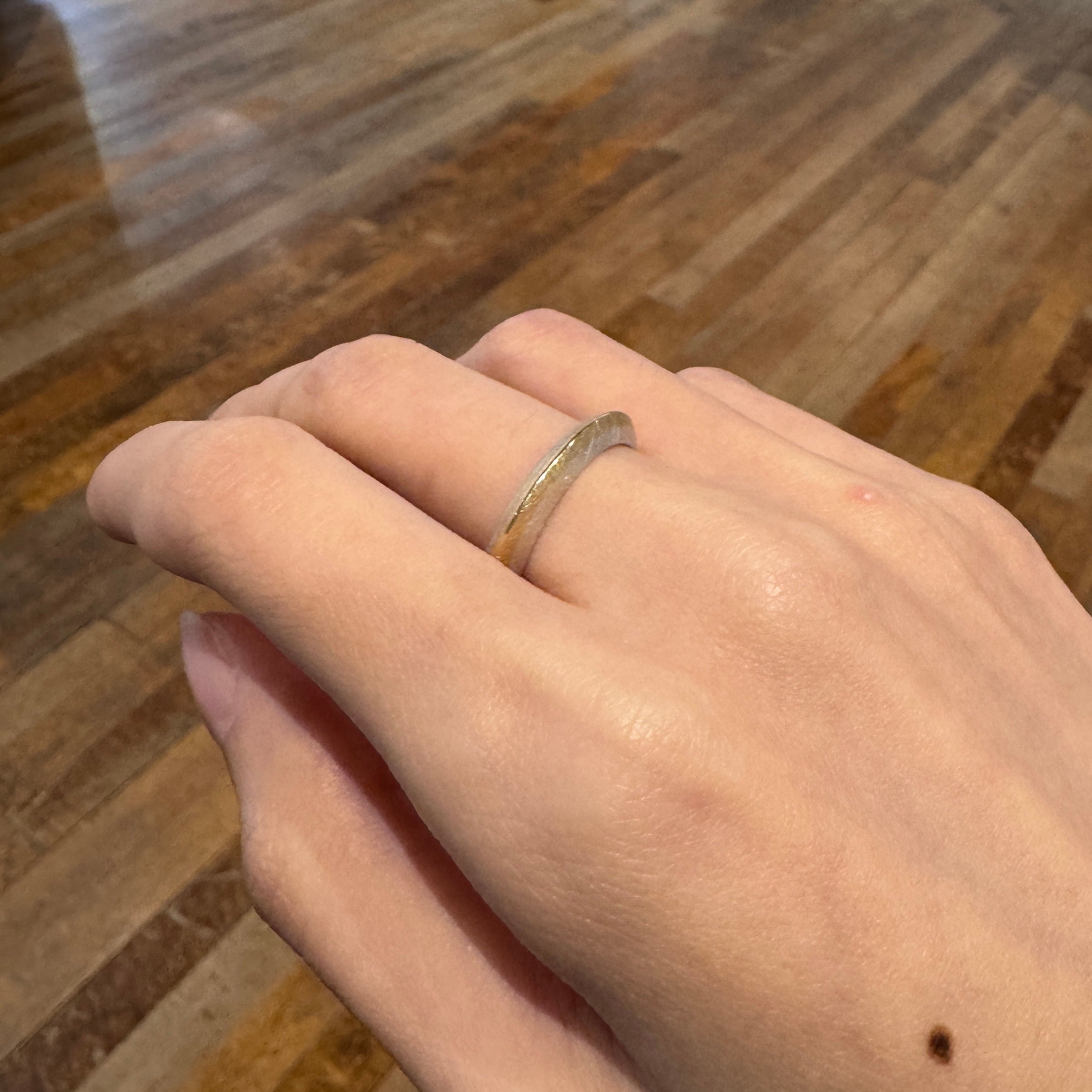 Sheng Zhang Silhouette Two-tone Ring