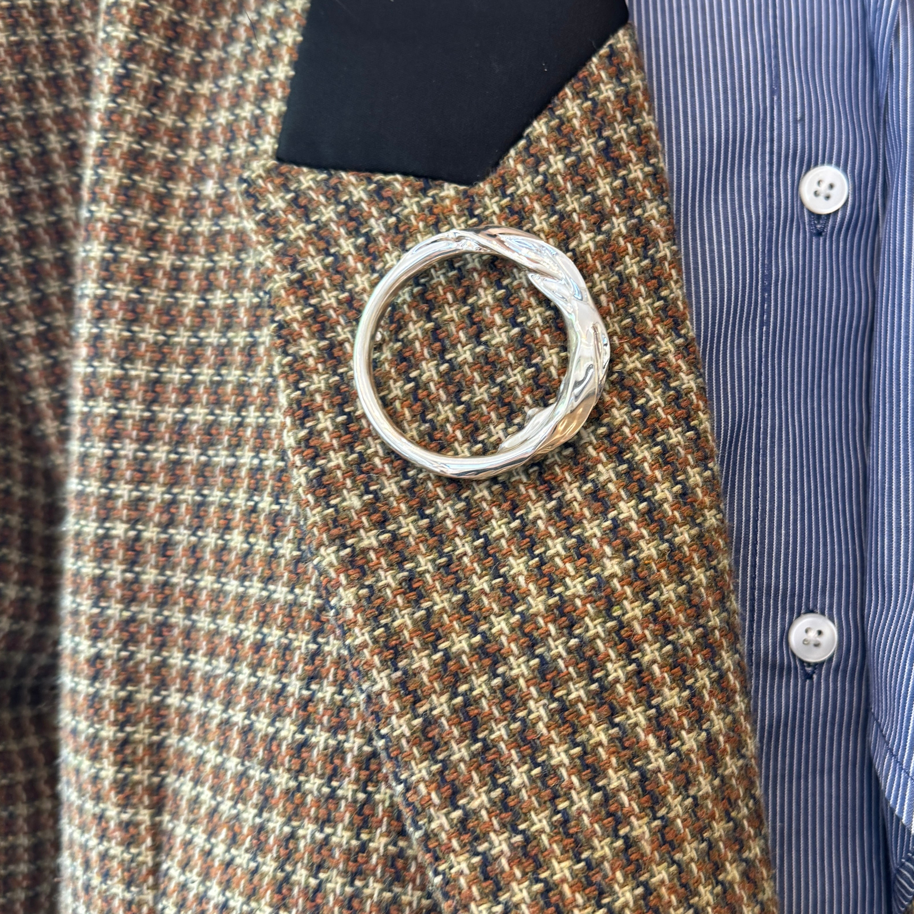 Alsolike x Whetstone Eternal Circle Brooch