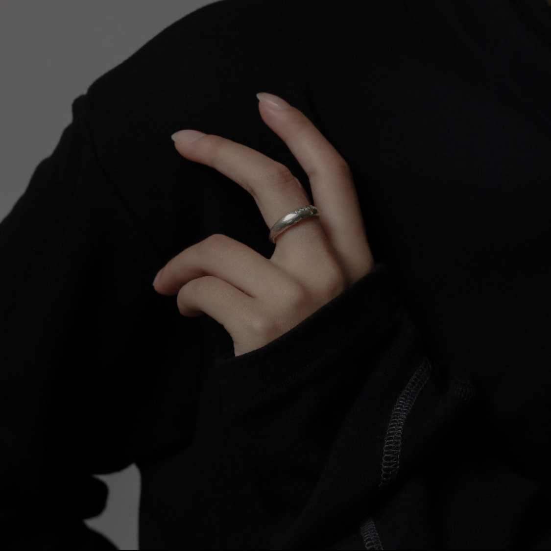 M.Wong Round not Round Medium Ring