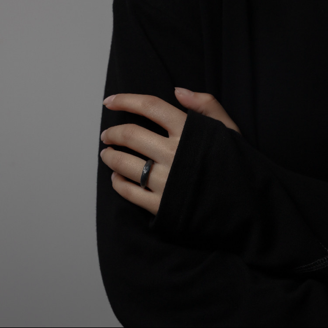 M.Wong Round not Round Medium Ring