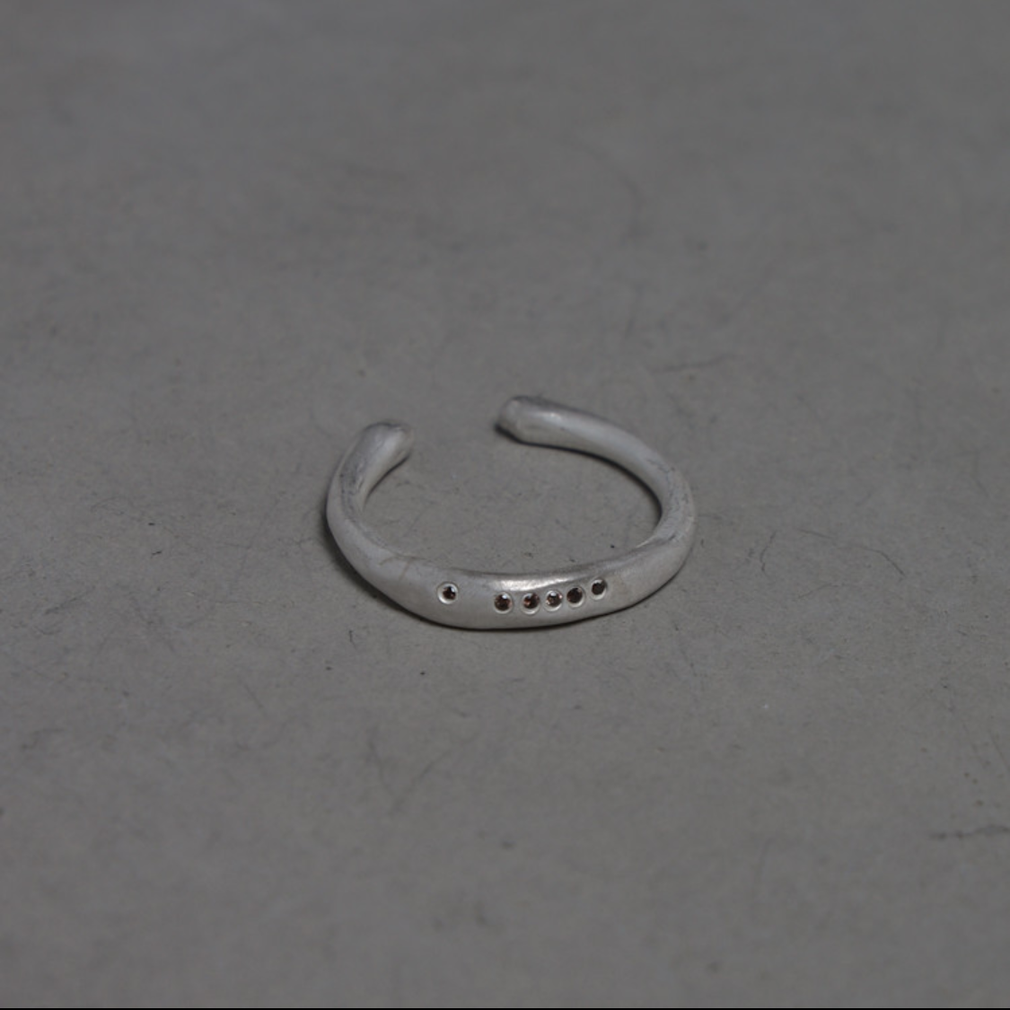 M.Wong Round not Round Narrow Ring