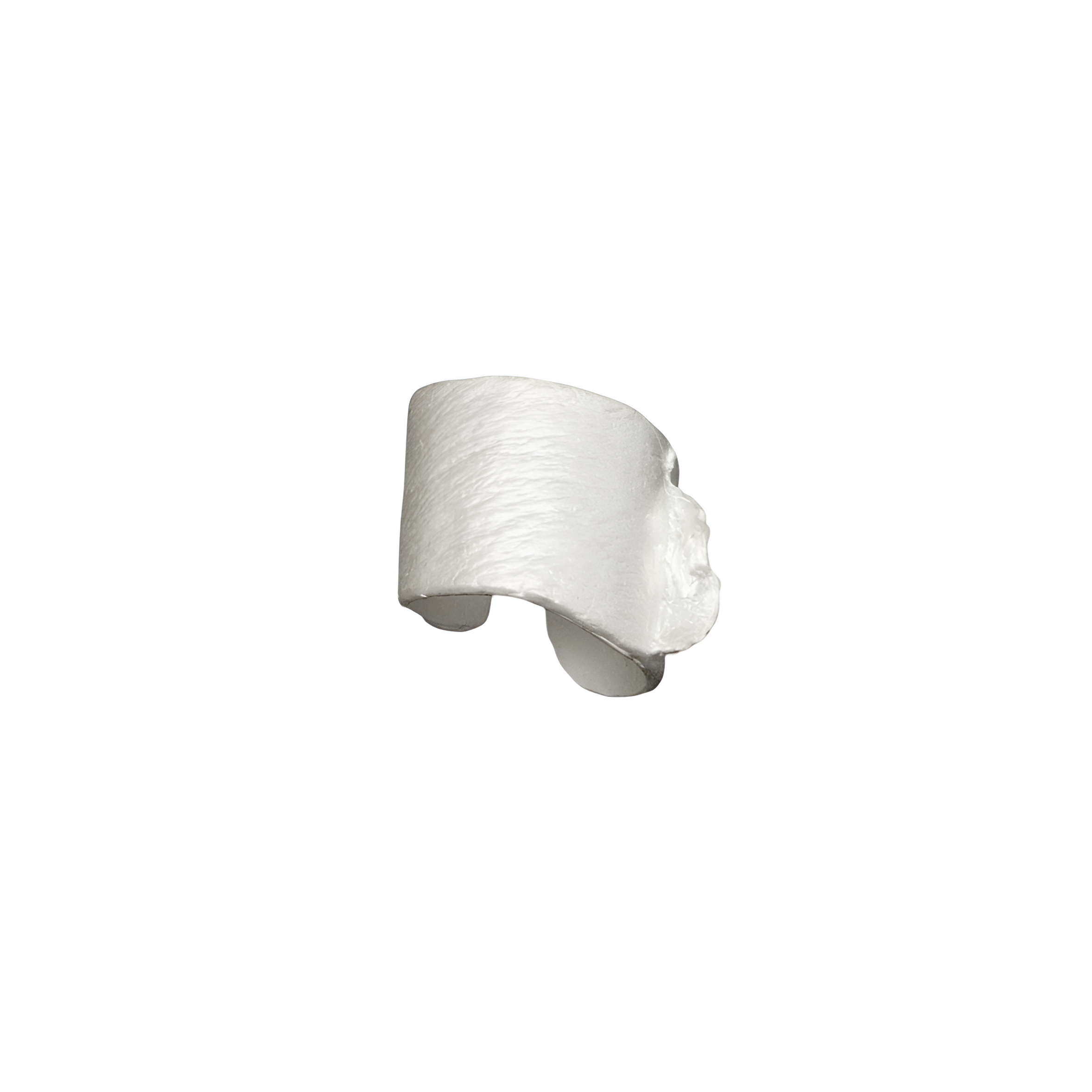 M.Wong As the Island Ear Cuff/Ring White