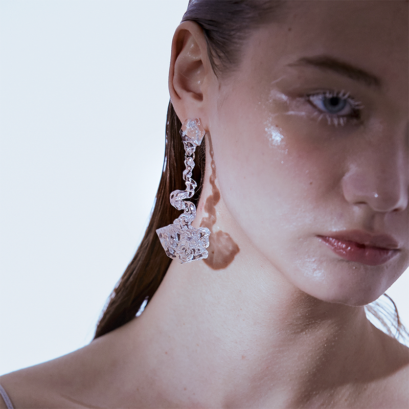 Sphinxy Diamond Fossil Resin Long Earrings