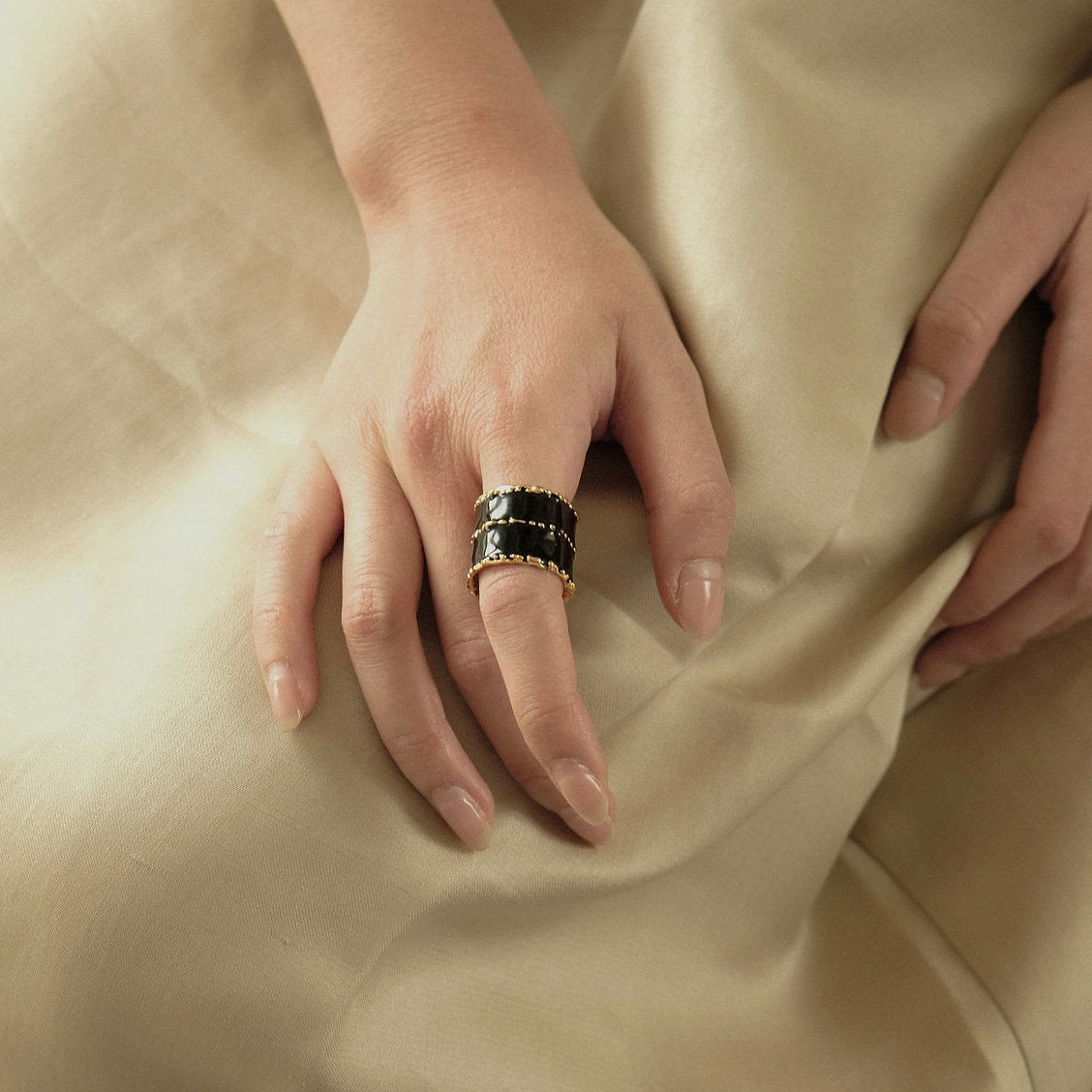 Hanying Enamel Thimbal Ring