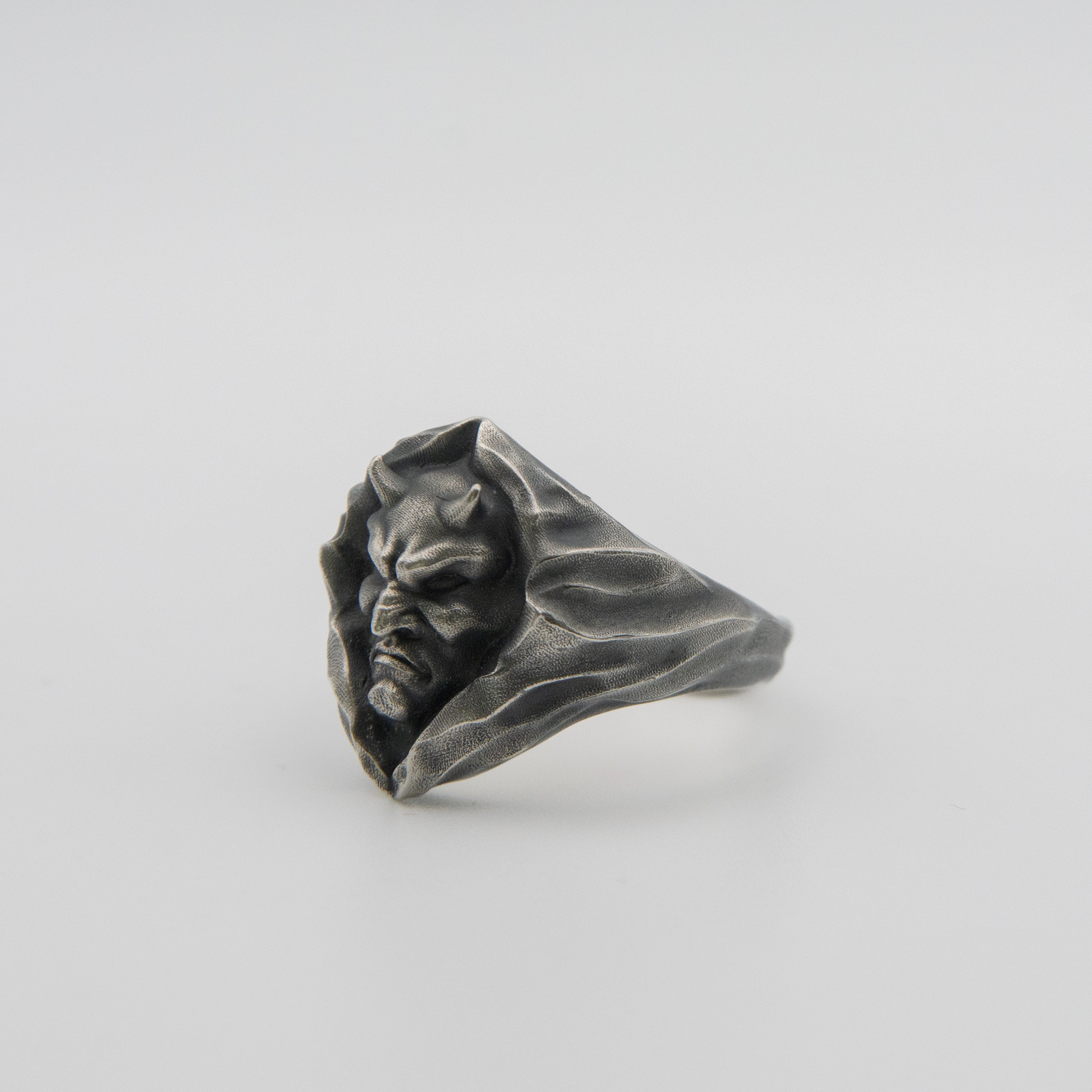Caiyang Yin Wind Demon Ring