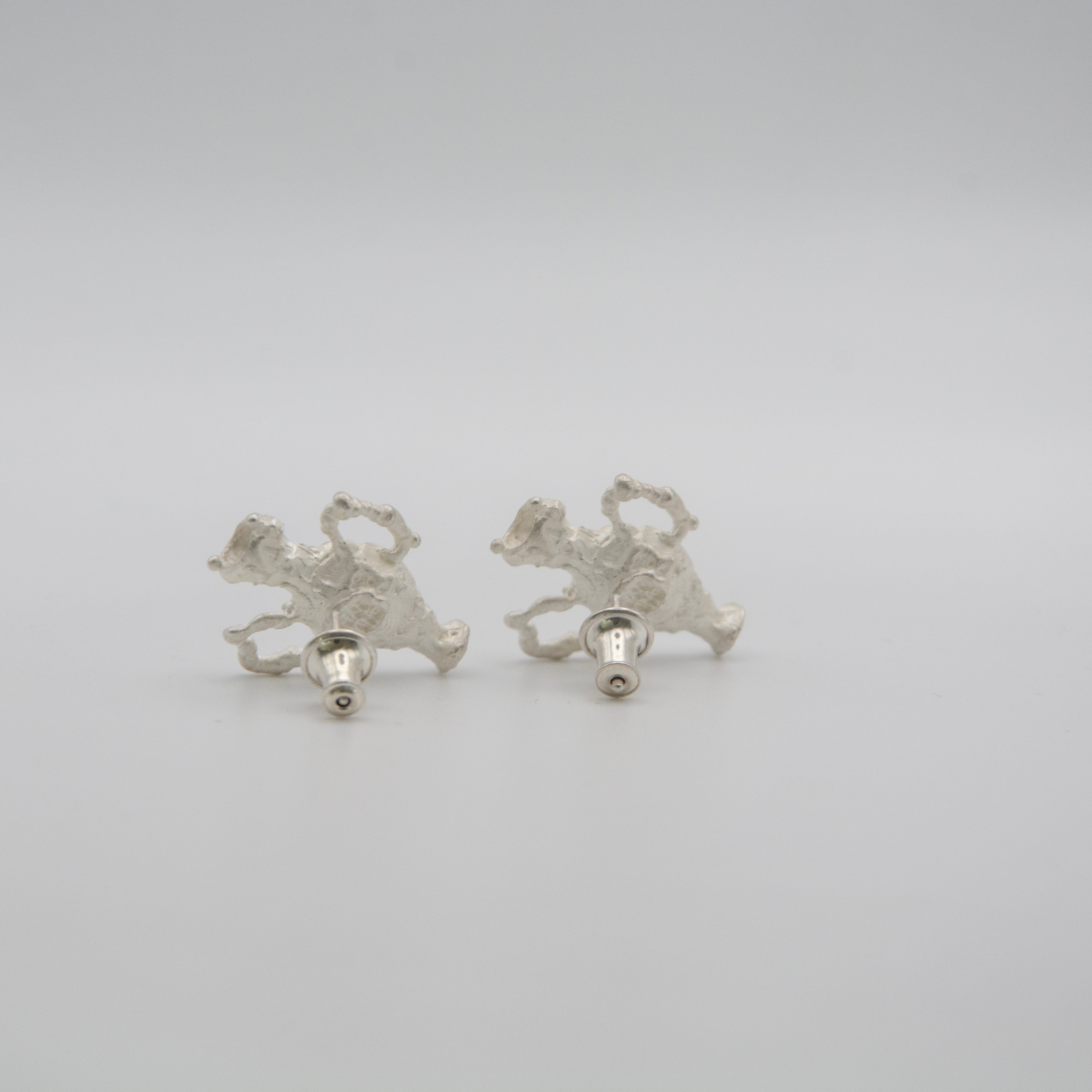 VASE TALISMAN EARSTUDS (SILVER) - Hanying - ALSOLIKE