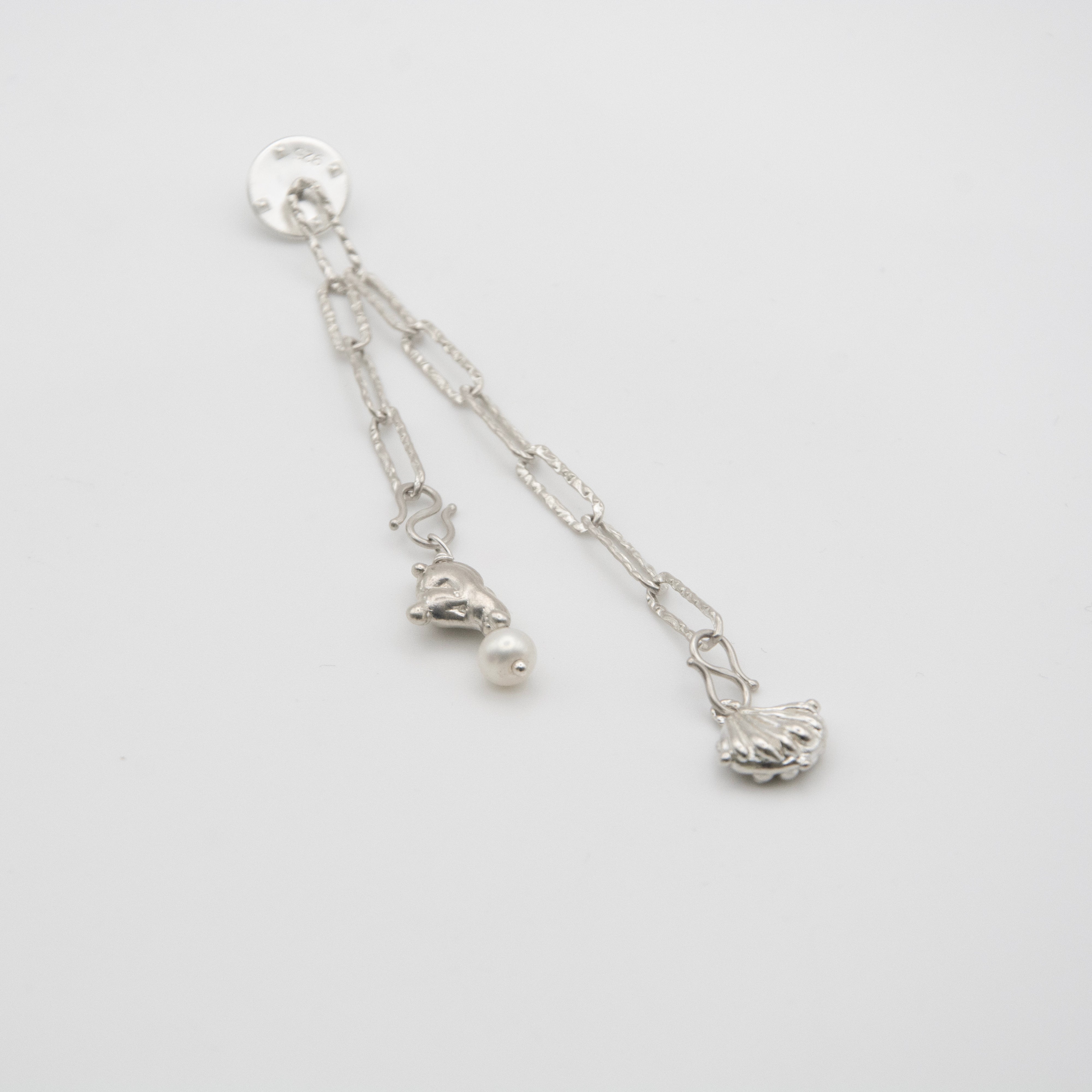 CARVED CHAIN TALISMAN BROOCH (SILVER) - Hanying - ALSOLIKE