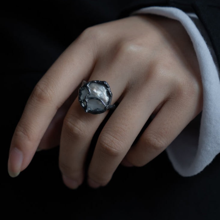 'Contourless Edge' Mother Of Ring -M.Wong - ALSOLIKE