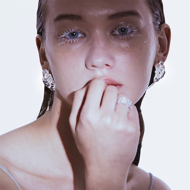 'Diamond Fossil' Resin Ore Earrings - Sphinxy - ALSOLIKE