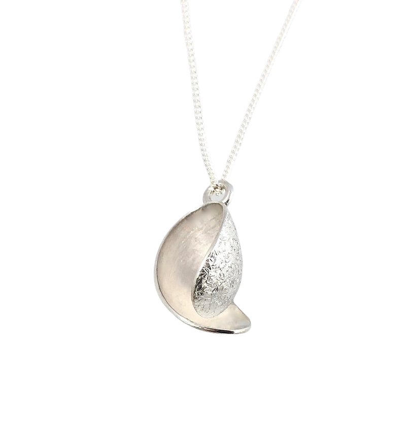 Jessica Sue Curl Frosted Pendant