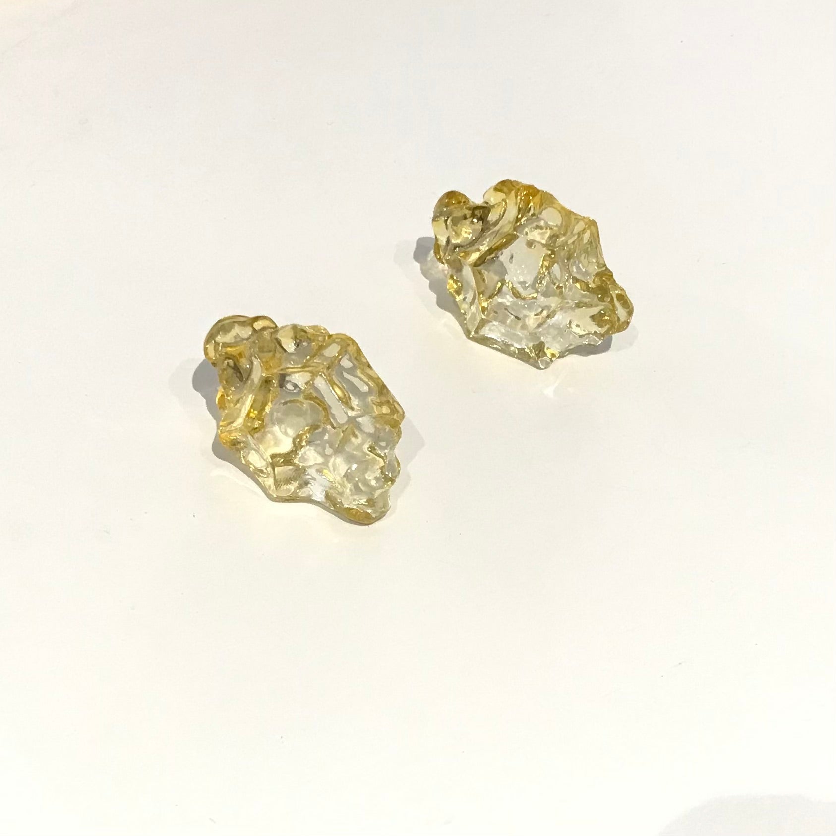 Sphinxy Diamond Fossil Resin Ore Earrings