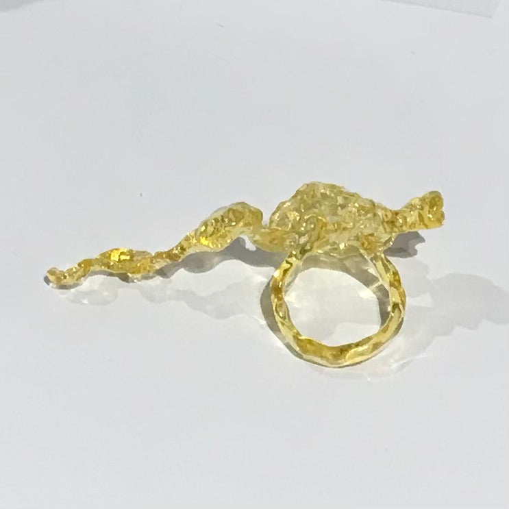 Sphinxy Diamond Fossil Resin Long Ring