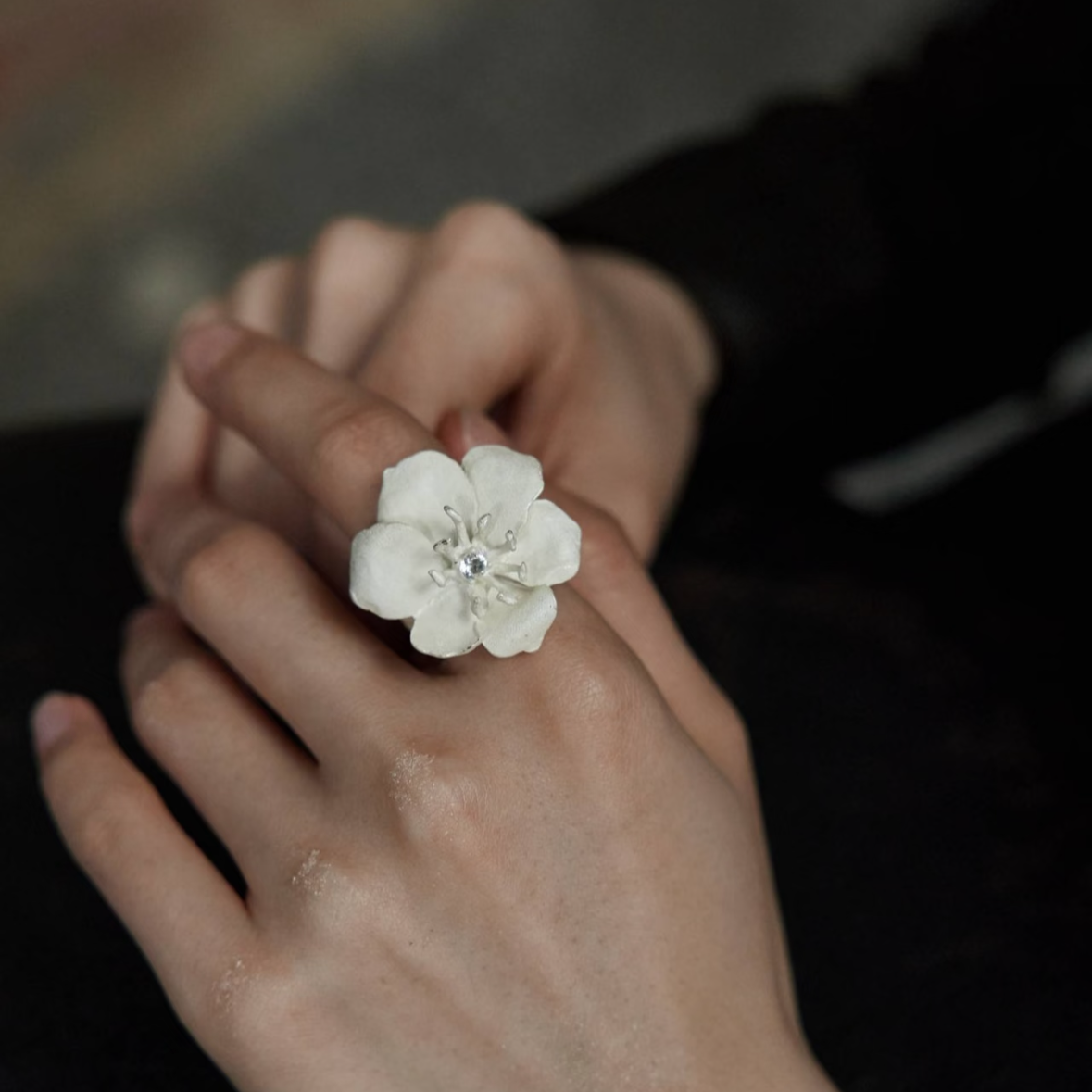 Aokinside Flower Shadow Ring