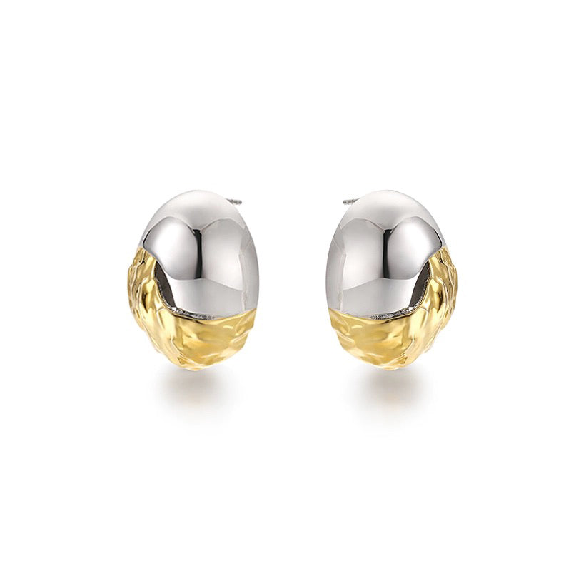 Sounder Wang Oval Textured Earrings