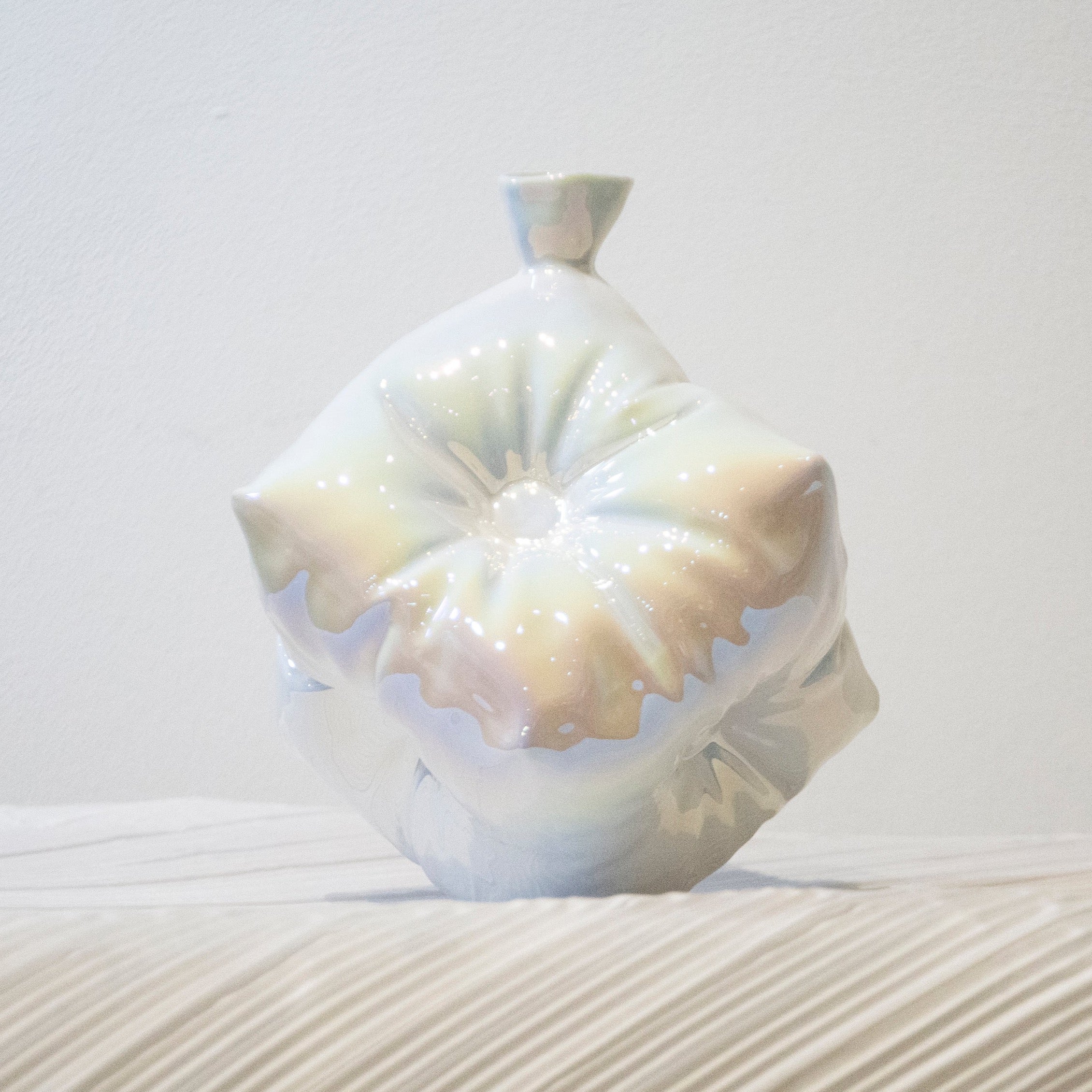 Yifan Renxu Studio Large Dice Pearl Vase - ALSOLIKE