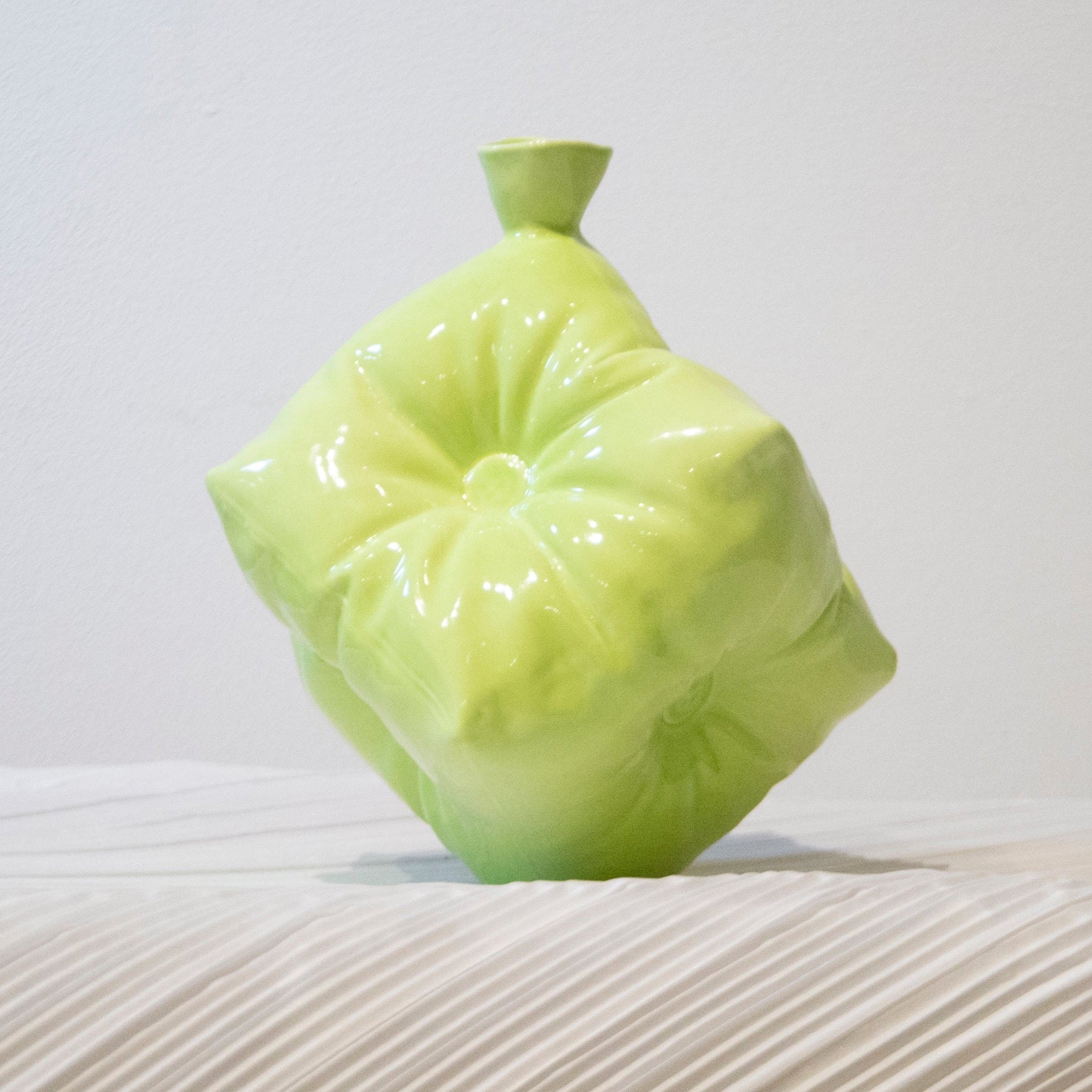 Yifan Renxu Studio Large Dice Kiwi Vase - ALSOLIKE