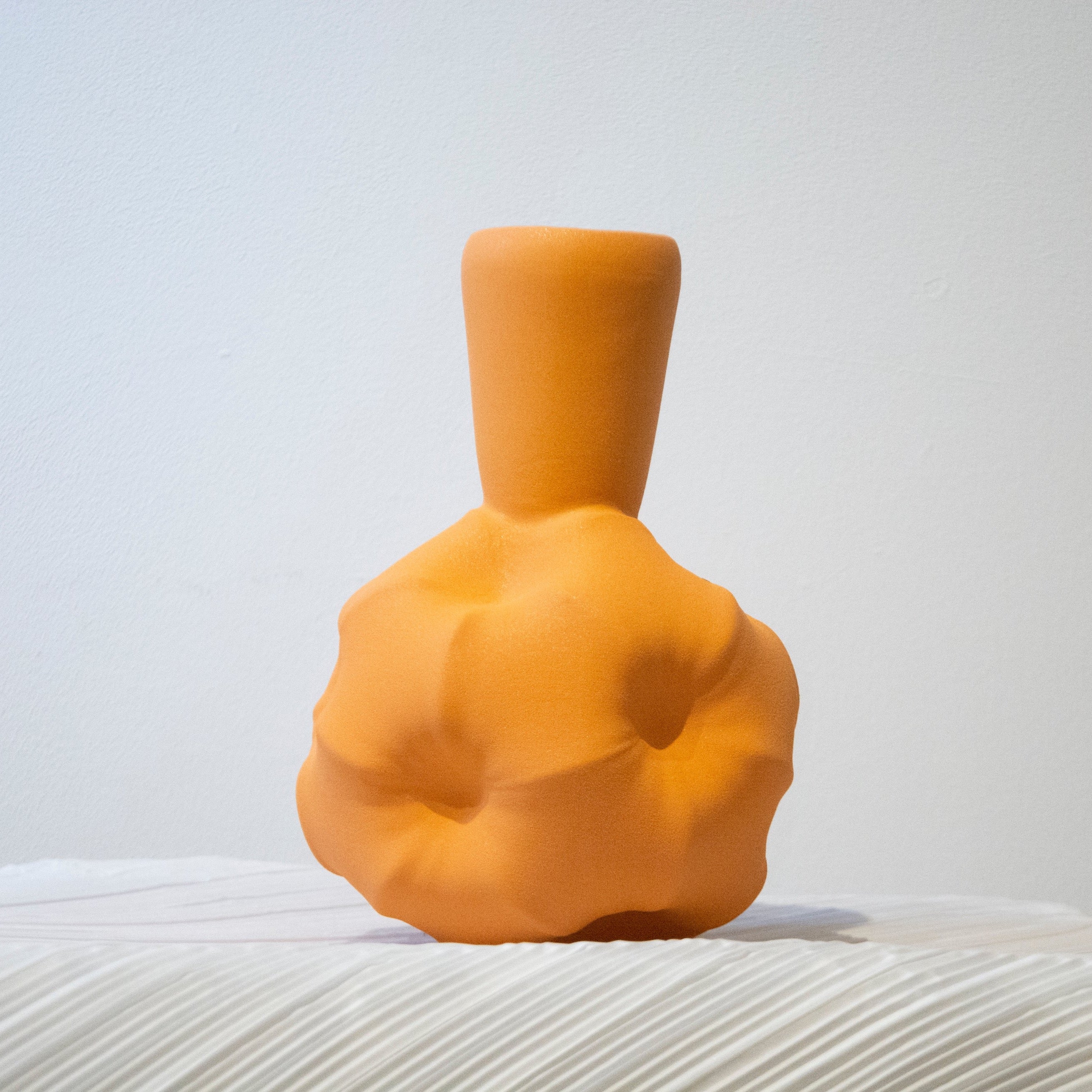 Yifan Renxu Studio Long Spout Orange Vase - ALSOLIKE