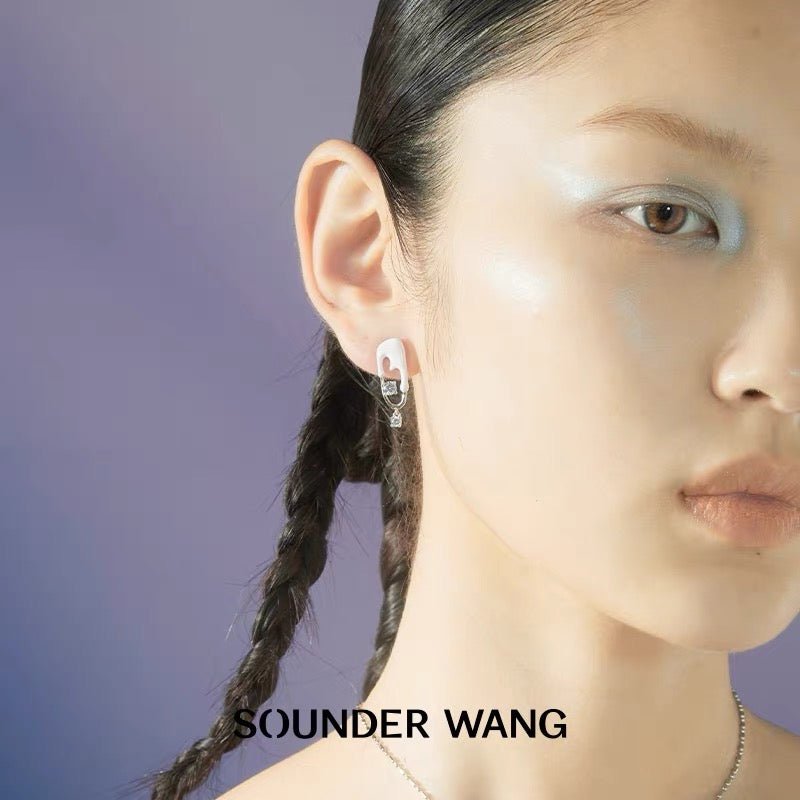 ‘Out-of-focus Gems' Paperclip Earrings - Sounder Wang - ALSOLIKE